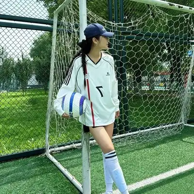 董亮